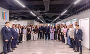 “Gənclər təşkilatları və gənclər üçün inkişaf, innovasiya və sosial təşəbbüslər üzrə qrant müsabiqəsi”nin qalibləri ilə görüş keçirilib